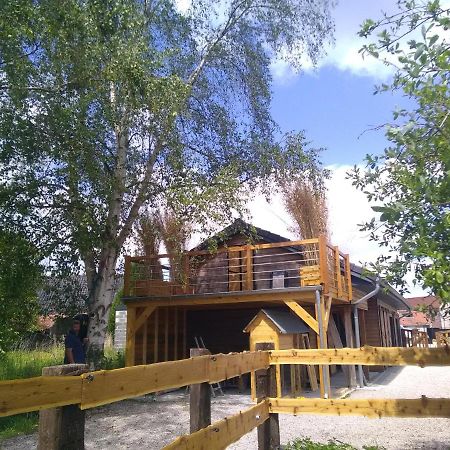 Le Carport Aparthotel Hasnon Екстериор снимка